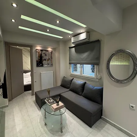 Agias Sofias 22-urban Apartman
